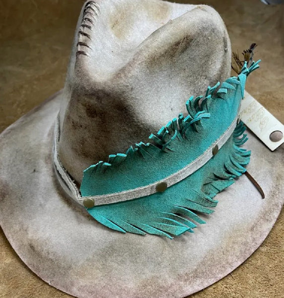 Turquoise Cluster Hat Jazz Feathers